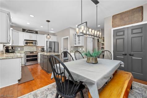 9267 Victoria Lane North Ridgeville OH 44039