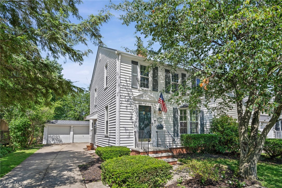 444 Canterbury Road Bay Village OH 44140