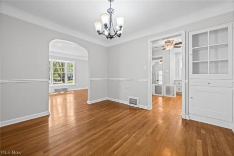 444 Canterbury Road Bay Village OH 44140