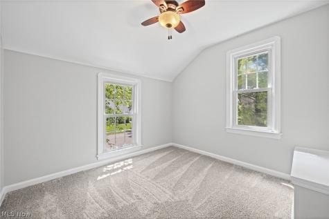 444 Canterbury Road Bay Village OH 44140