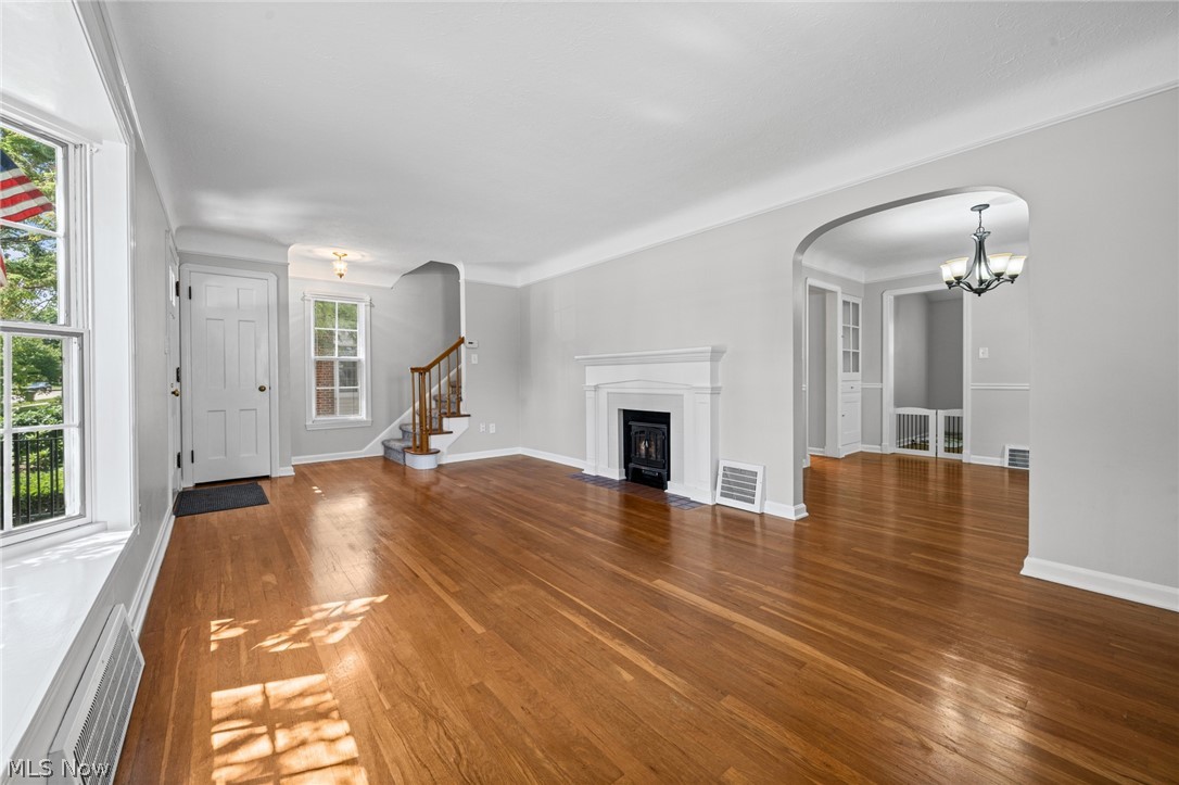 444 Canterbury Road Bay Village OH 44140