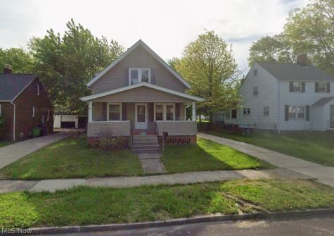 821 E 236th Street Euclid OH 44123