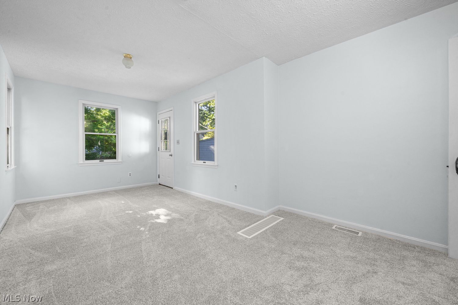 455 Elmwood Road Bay Village OH 44140