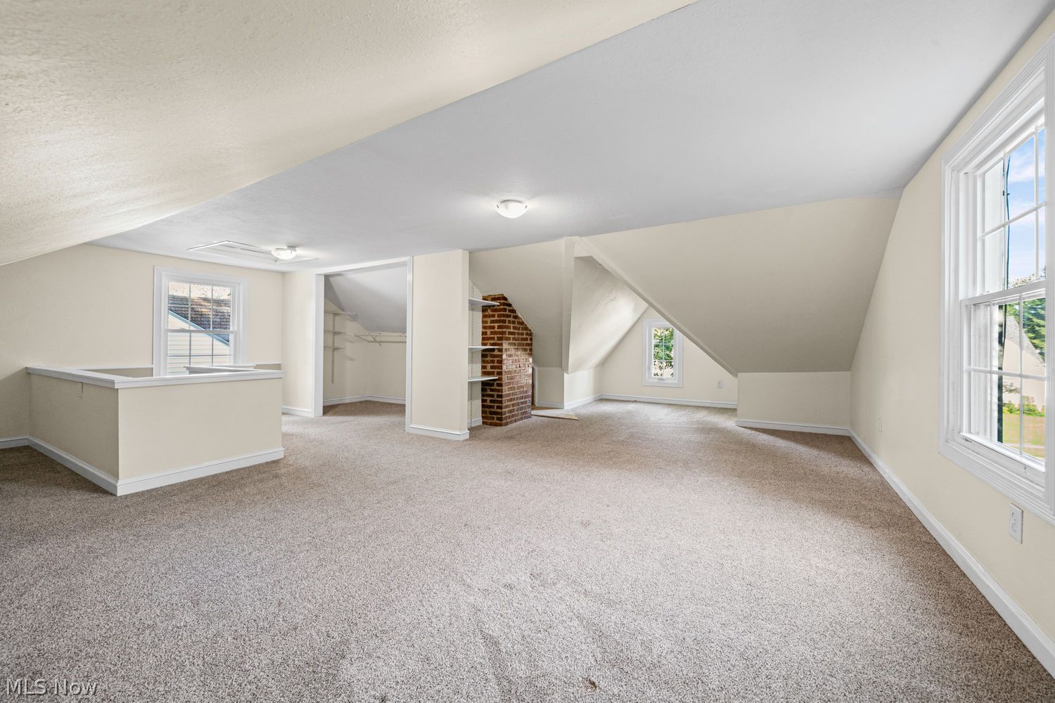 455 Elmwood Road Bay Village OH 44140