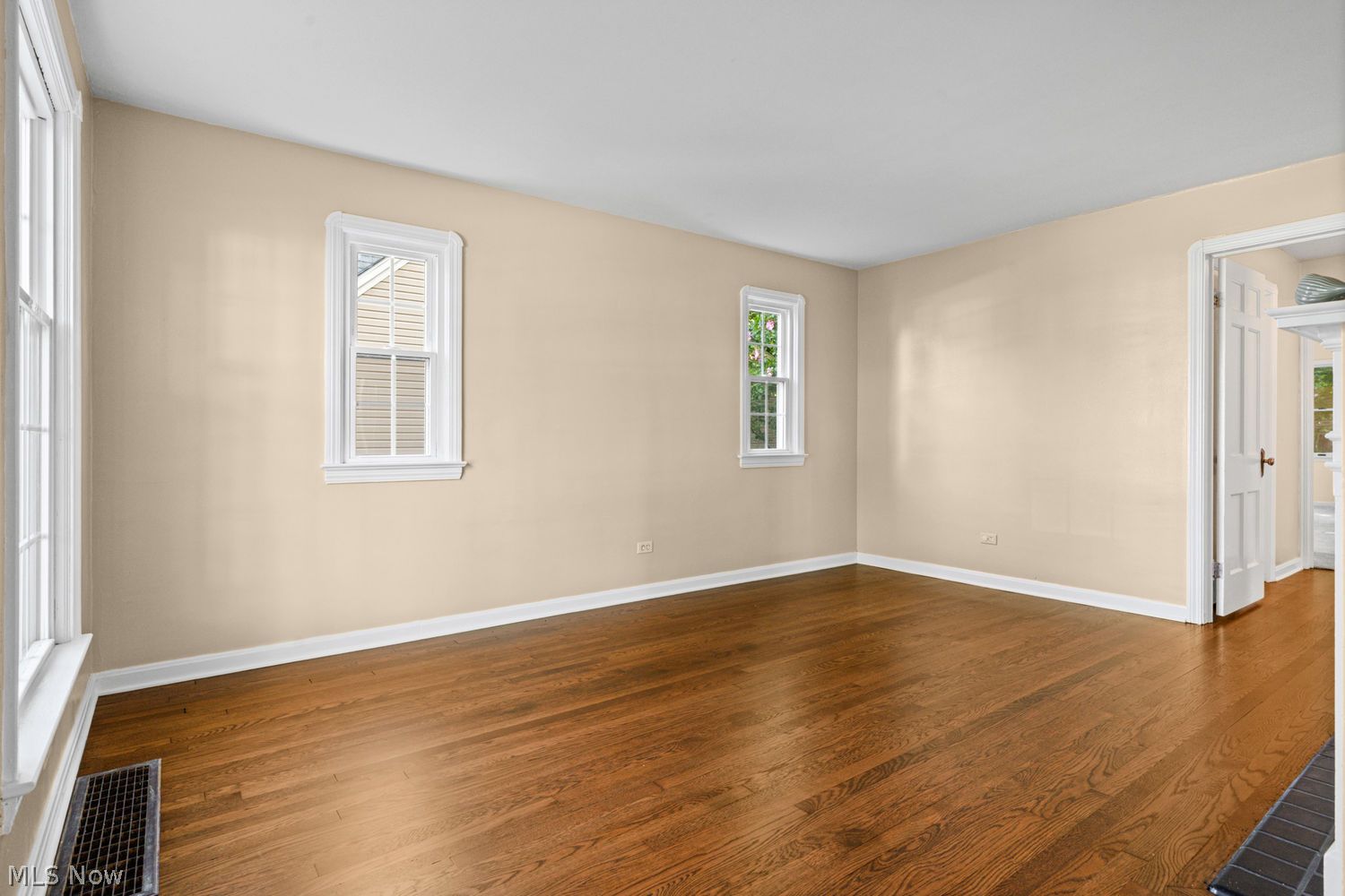 455 Elmwood Road Bay Village OH 44140