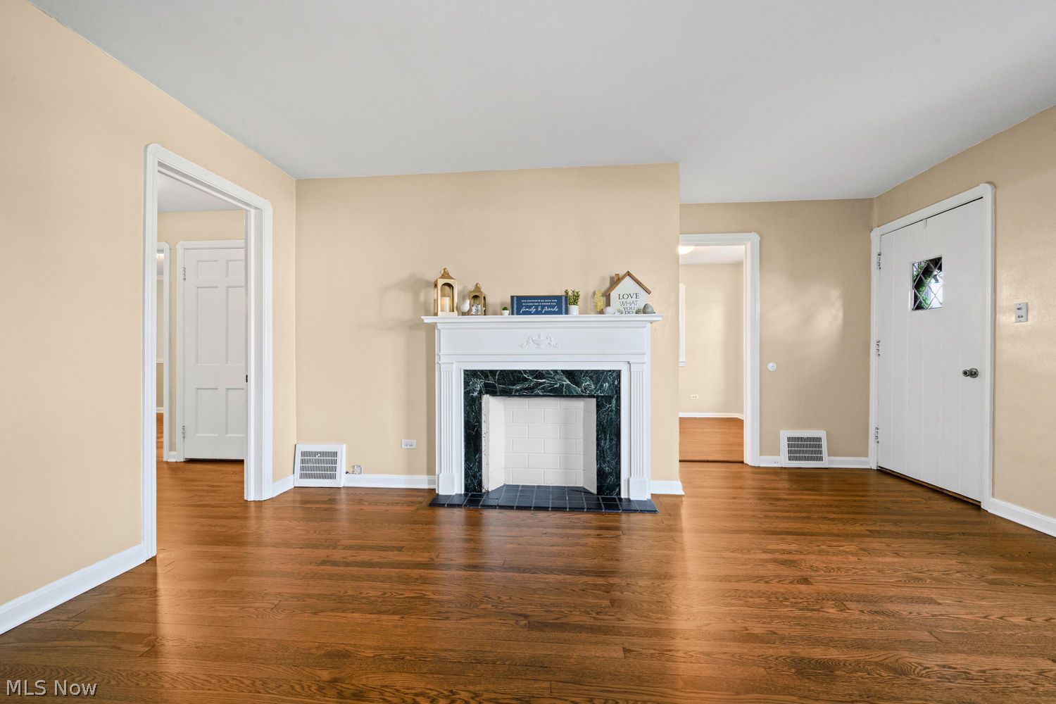 455 Elmwood Road Bay Village OH 44140