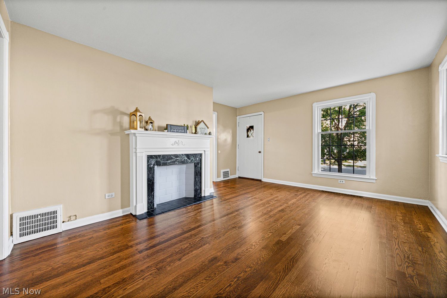 455 Elmwood Road Bay Village OH 44140