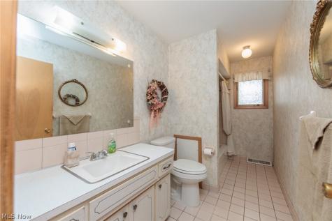9933 Vista Drive North Royalton OH 44133