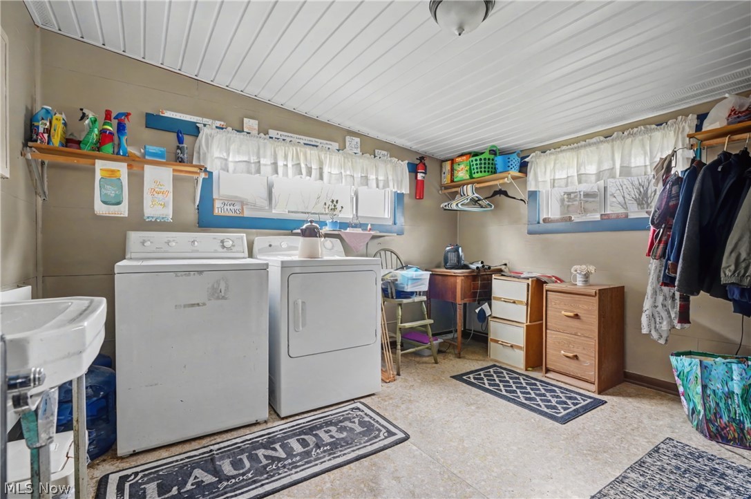 18280 5th Street Beloit OH 44609