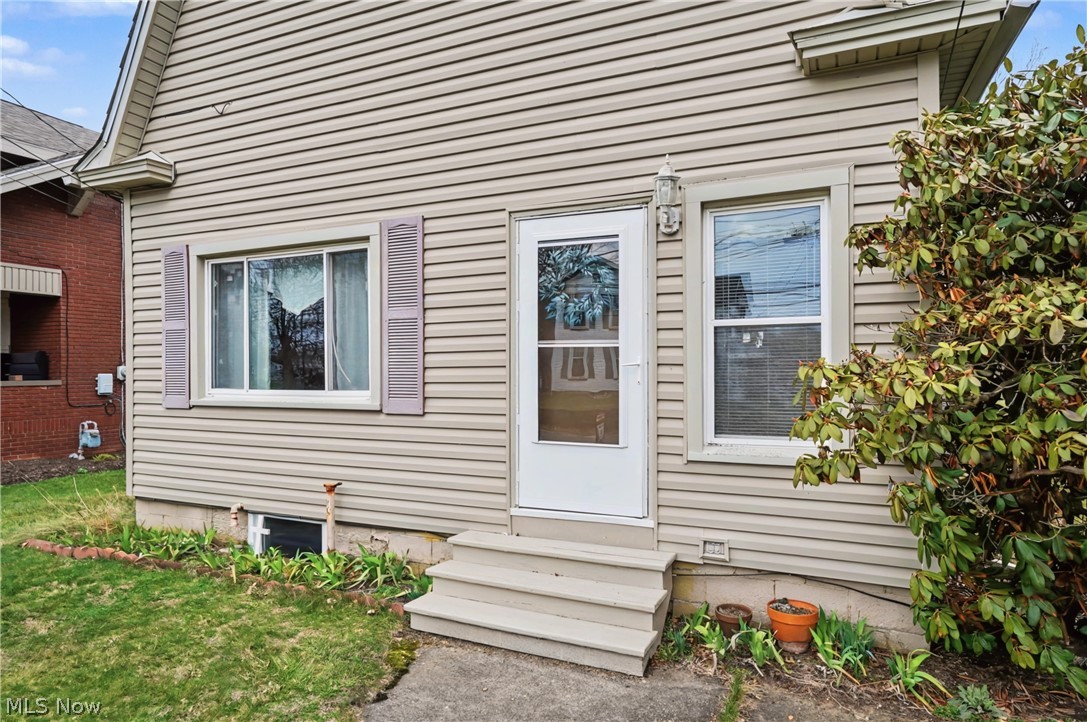 18280 5th Street Beloit OH 44609