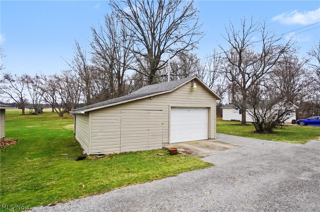 18280 5th Street Beloit OH 44609