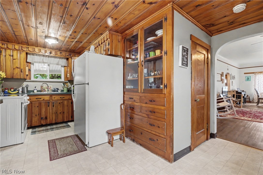 18280 5th Street Beloit OH 44609