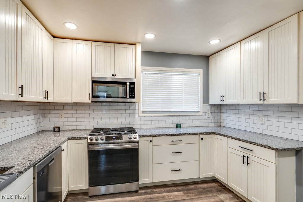 468 Delmar Avenue Akron OH 44310