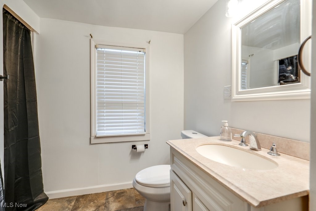 468 Delmar Avenue Akron OH 44310