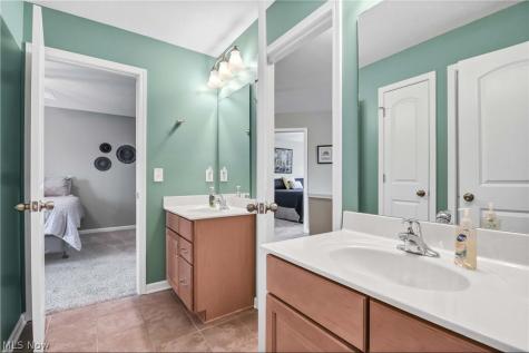 170 Centennial Drive Avon Lake OH 44012