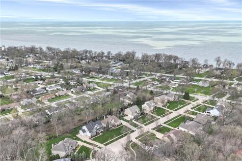 170 Centennial Drive Avon Lake OH 44012