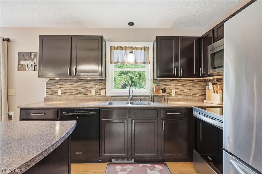 702 Heron Drive Huron OH 44839