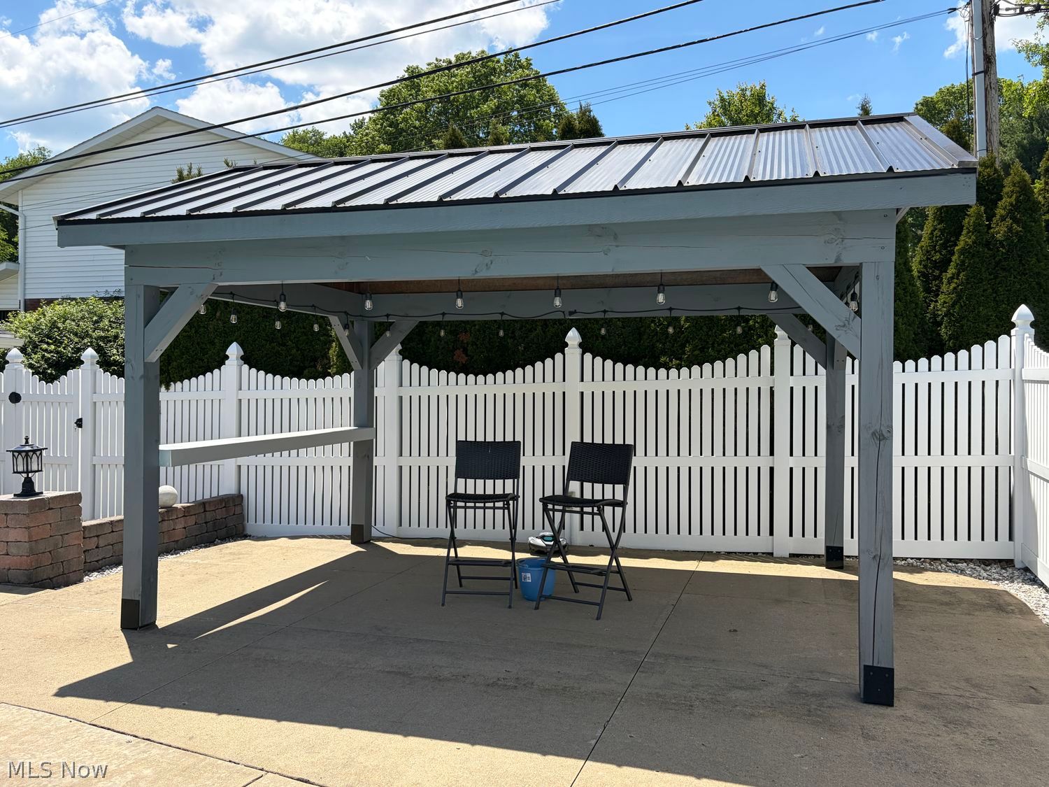 223 Watson Circle NE New Philadelphia OH 44663