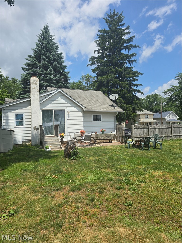 594 Gardendale Avenue Akron OH 44310