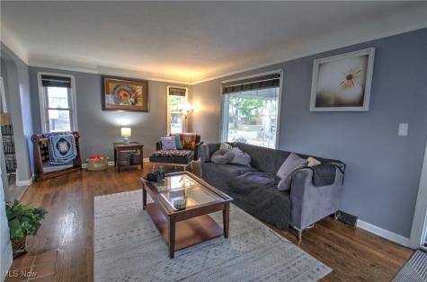 3334 W 155th Street Cleveland OH 44111