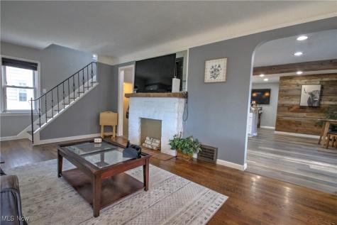 3334 W 155th Street Cleveland OH 44111