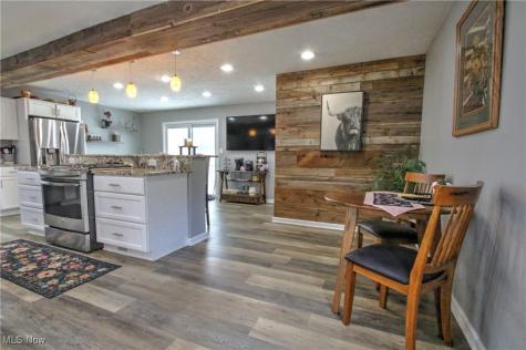 3334 W 155th Street Cleveland OH 44111