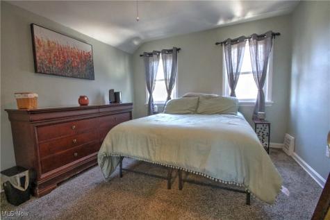 3334 W 155th Street Cleveland OH 44111