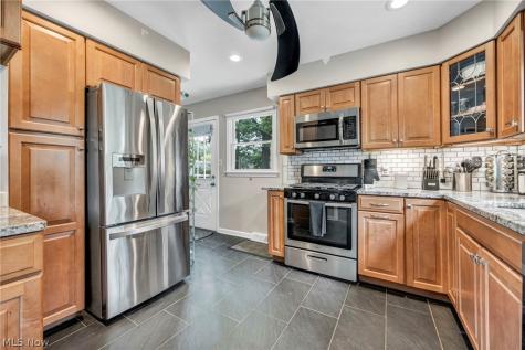 3732 W 232nd Street North Olmsted OH 44070