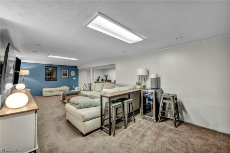 3732 W 232nd Street North Olmsted OH 44070