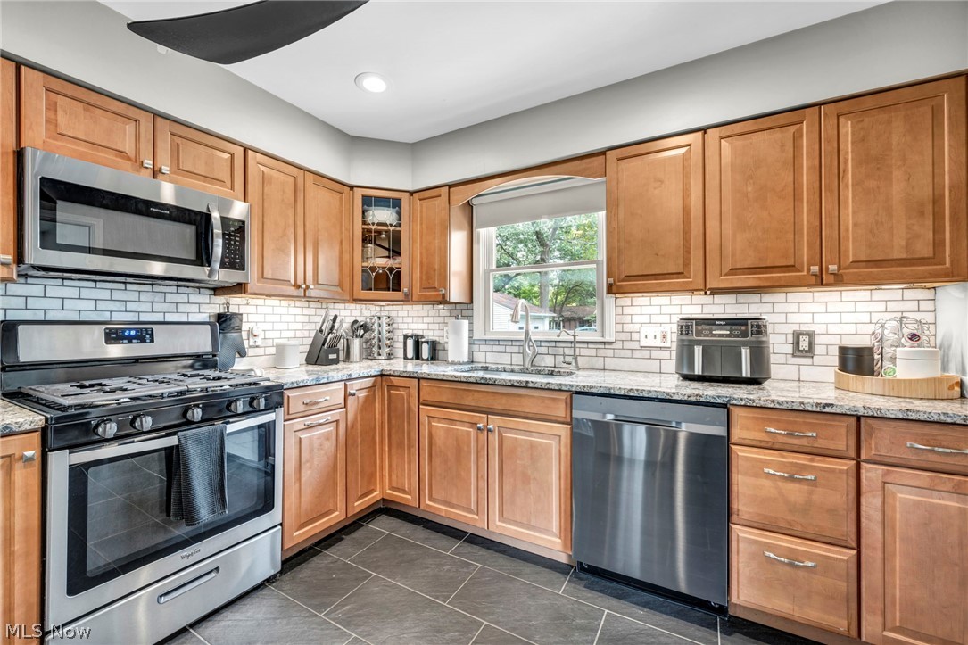 3732 W 232nd Street North Olmsted OH 44070