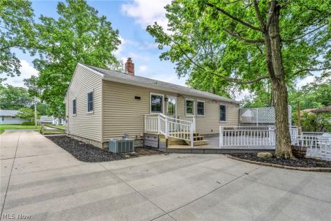 3732 W 232nd Street North Olmsted OH 44070