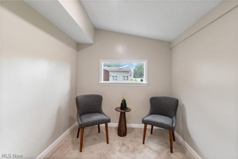 7660 Lakefield Street Louisville OH 44641