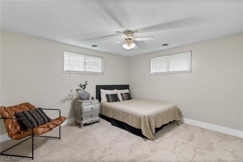 7660 Lakefield Street Louisville OH 44641