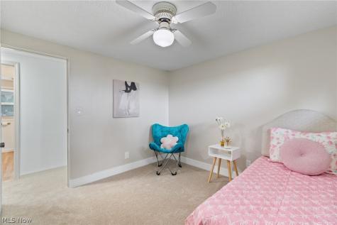 7660 Lakefield Street Louisville OH 44641