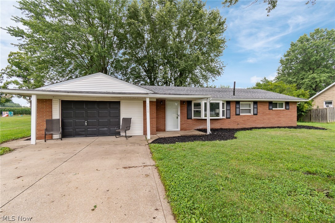 7660 Lakefield Street Louisville OH 44641