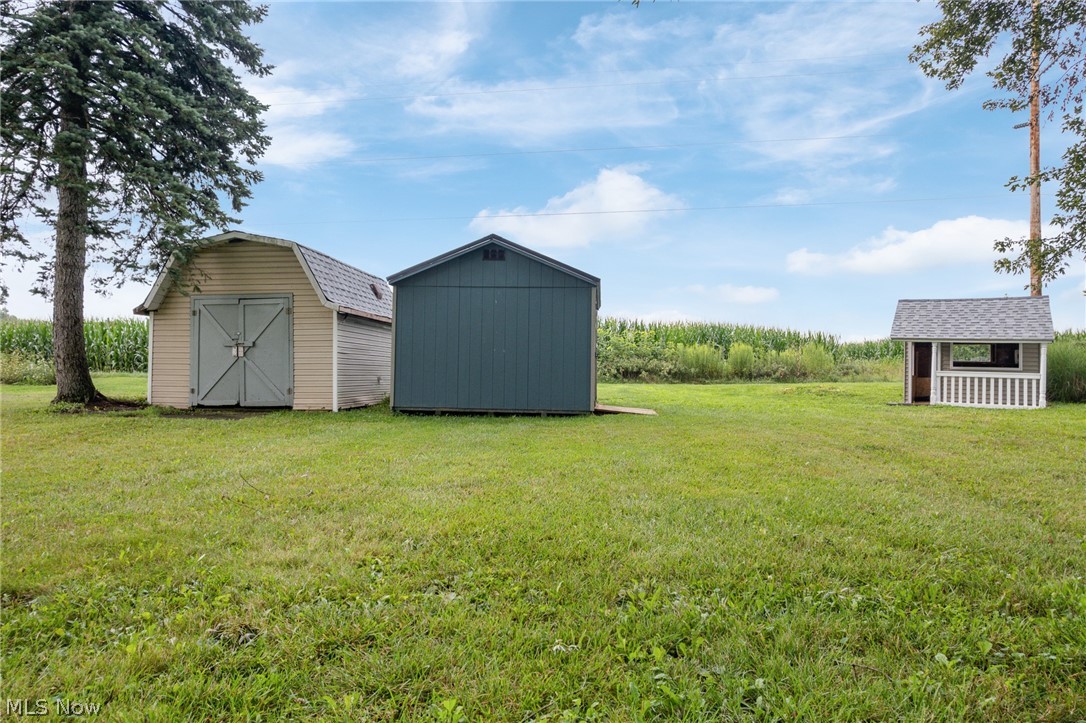 7660 Lakefield Street Louisville OH 44641