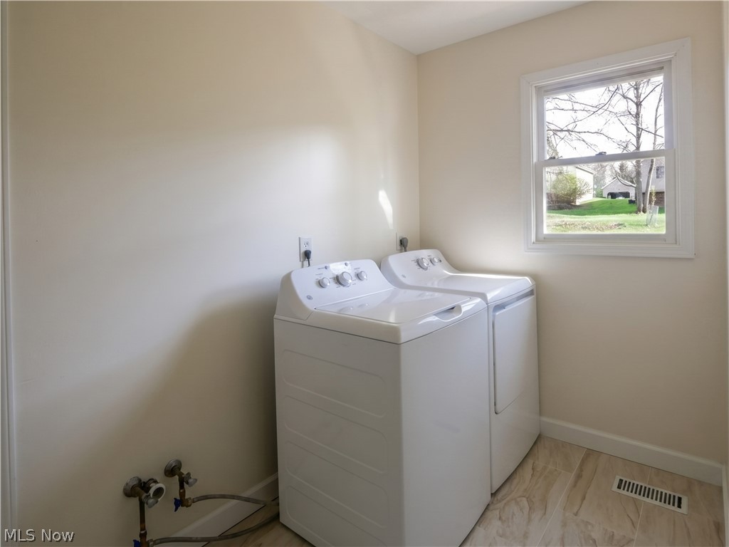 5196 Dickens Drive Richmond Heights OH 44143