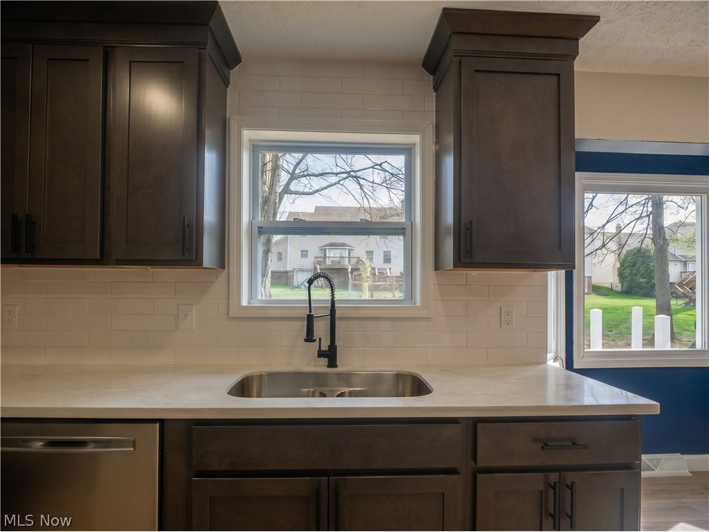 5196 Dickens Drive Richmond Heights OH 44143