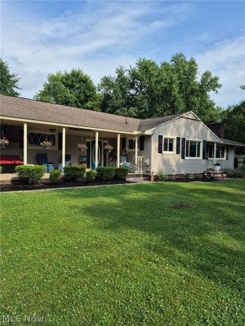 391 S Munroe Road Tallmadge OH 44278