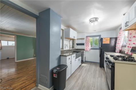 258 Vineyard Road Avon Lake OH 44012