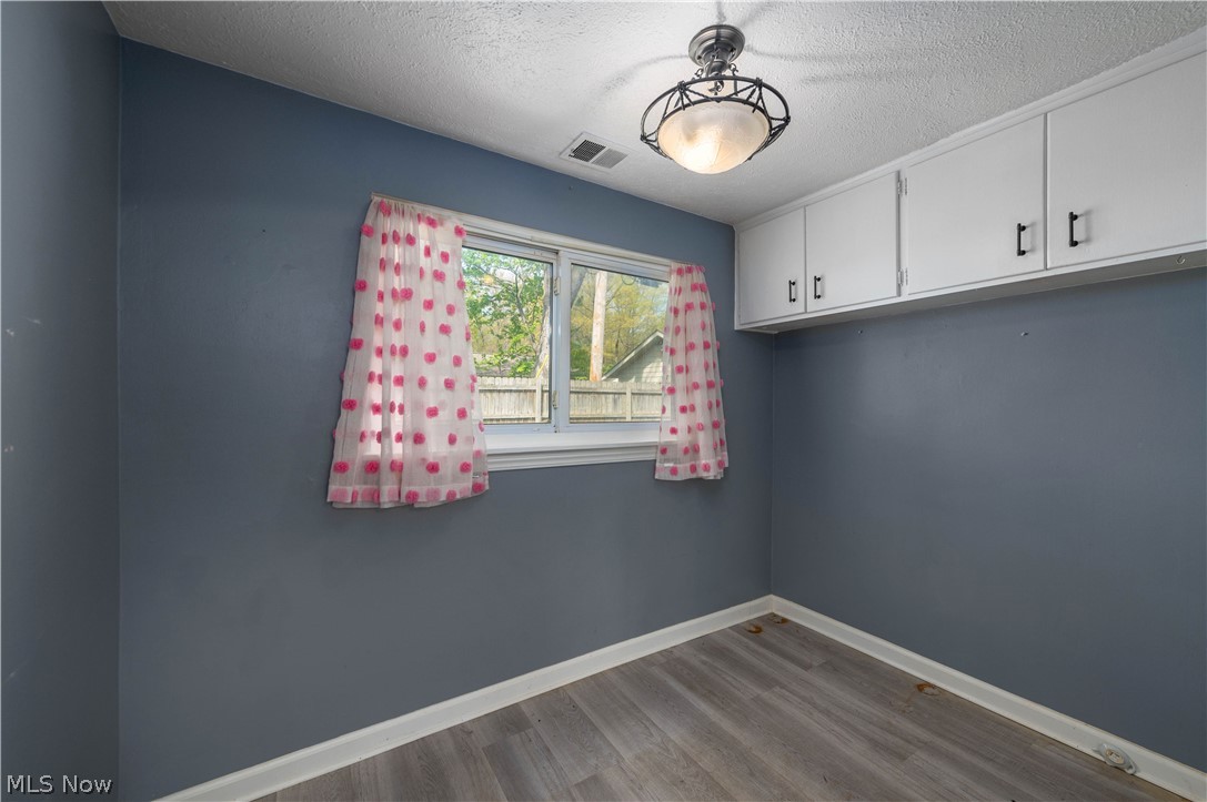 258 Vineyard Road Avon Lake OH 44012