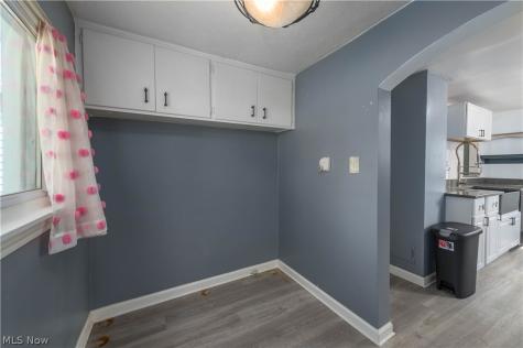 258 Vineyard Road Avon Lake OH 44012