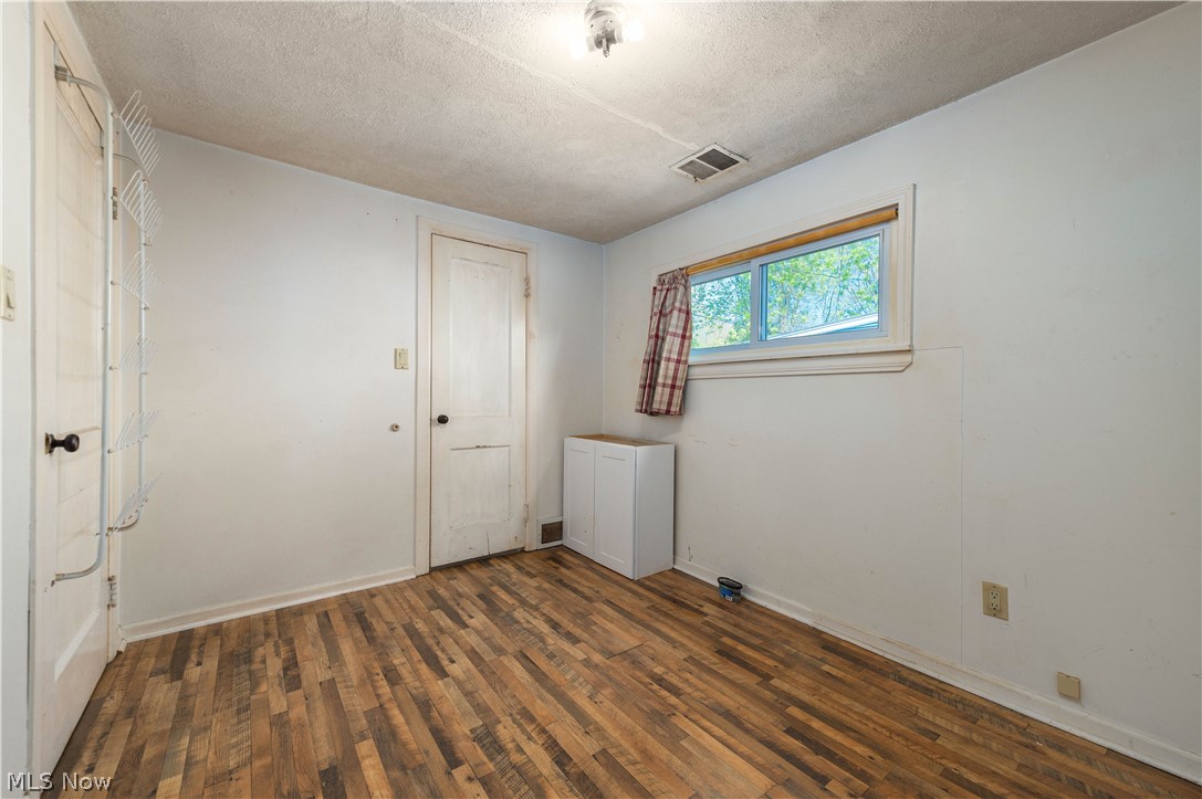 258 Vineyard Road Avon Lake OH 44012