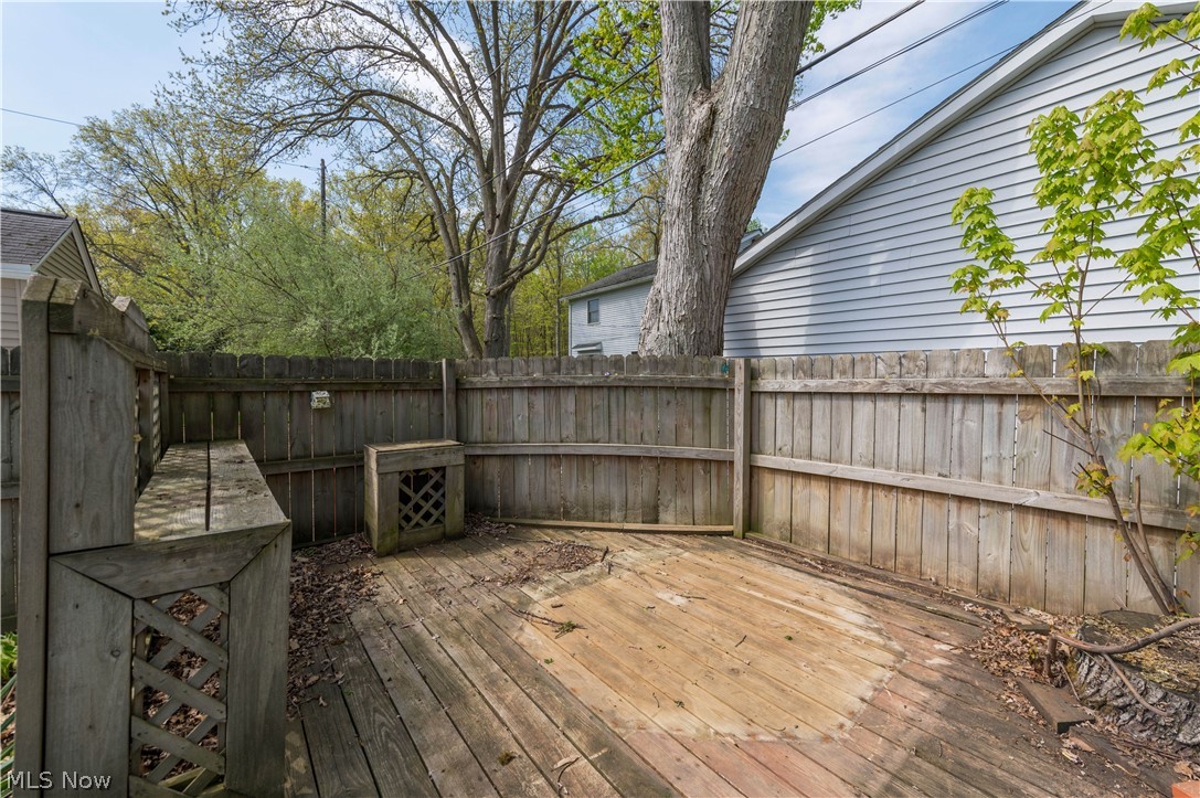 258 Vineyard Road Avon Lake OH 44012