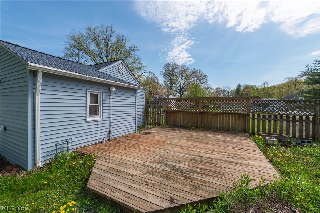 258 Vineyard Road Avon Lake OH 44012