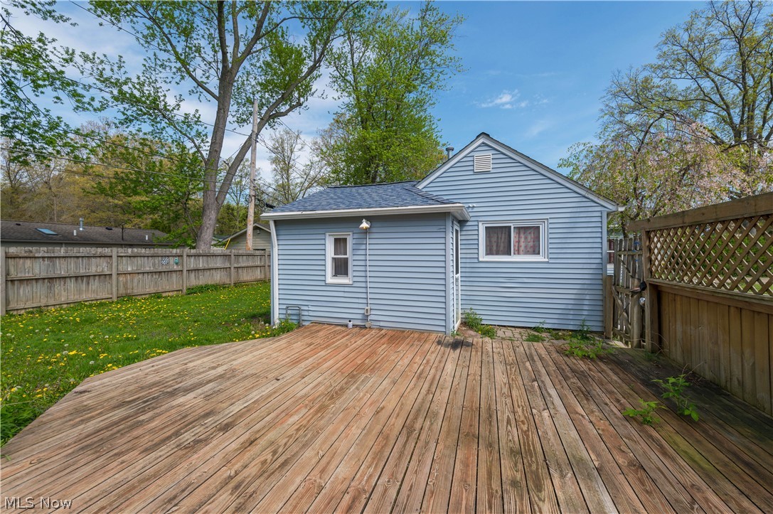 258 Vineyard Road Avon Lake OH 44012