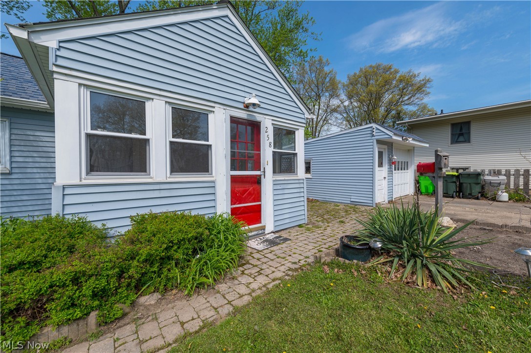 258 Vineyard Road Avon Lake OH 44012