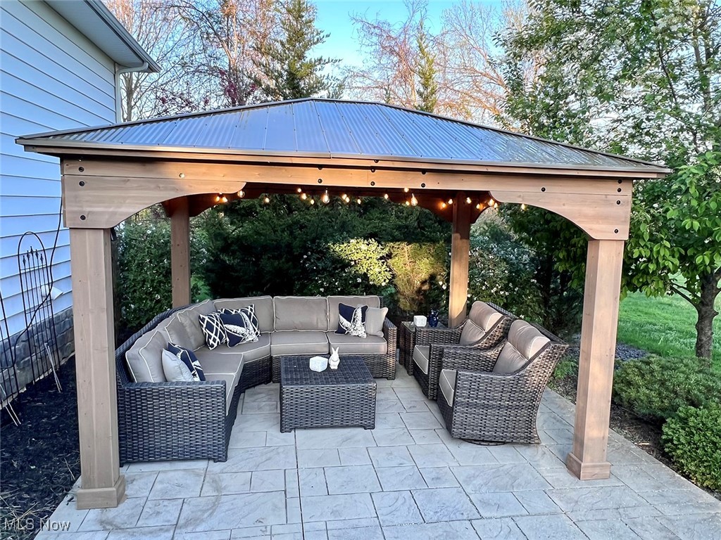 2316 Hickorycreek Drive Medina OH 44256