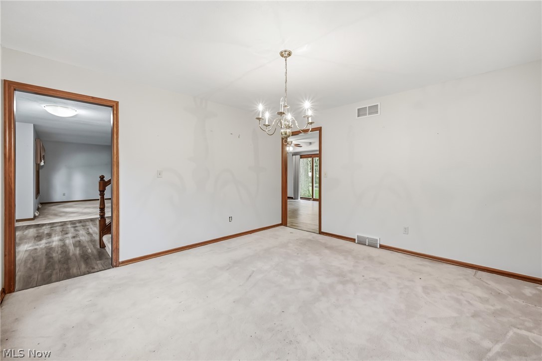1178 Logan Woods Drive Hubbard OH 44425
