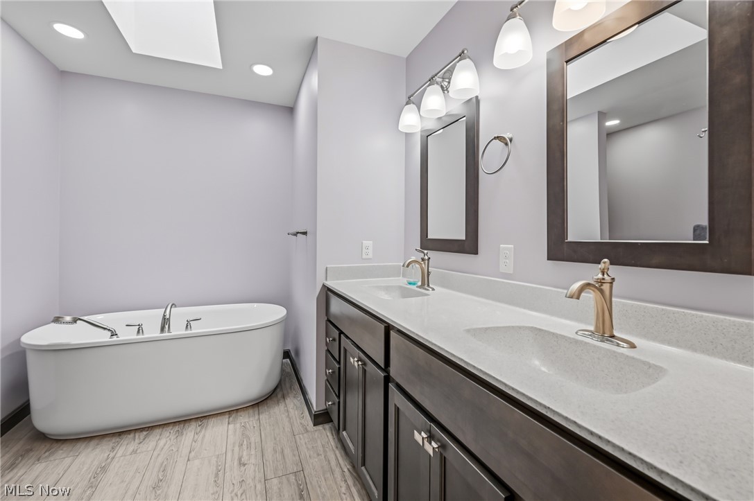 1178 Logan Woods Drive Hubbard OH 44425